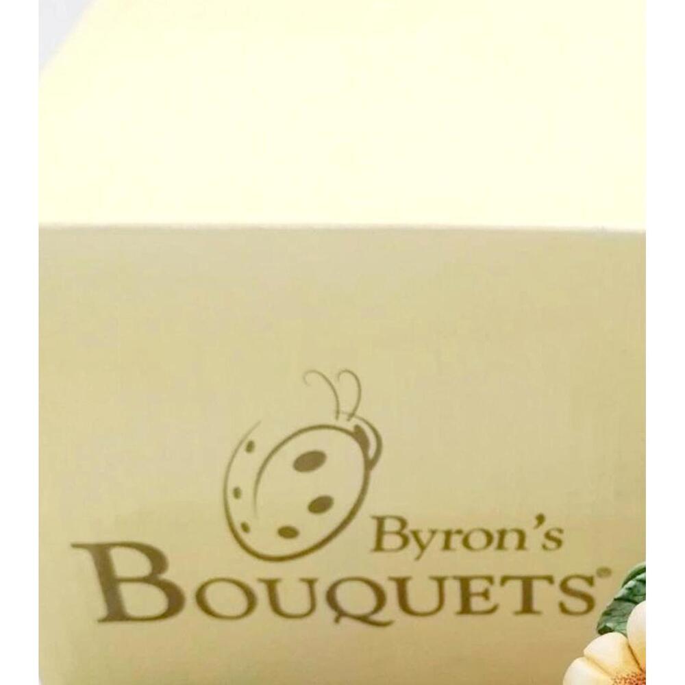 Harmony Kingdom Mother’s Day Bouquet 876/5000 Limited Edition Floral Trinket Box - Picture 7 of 7